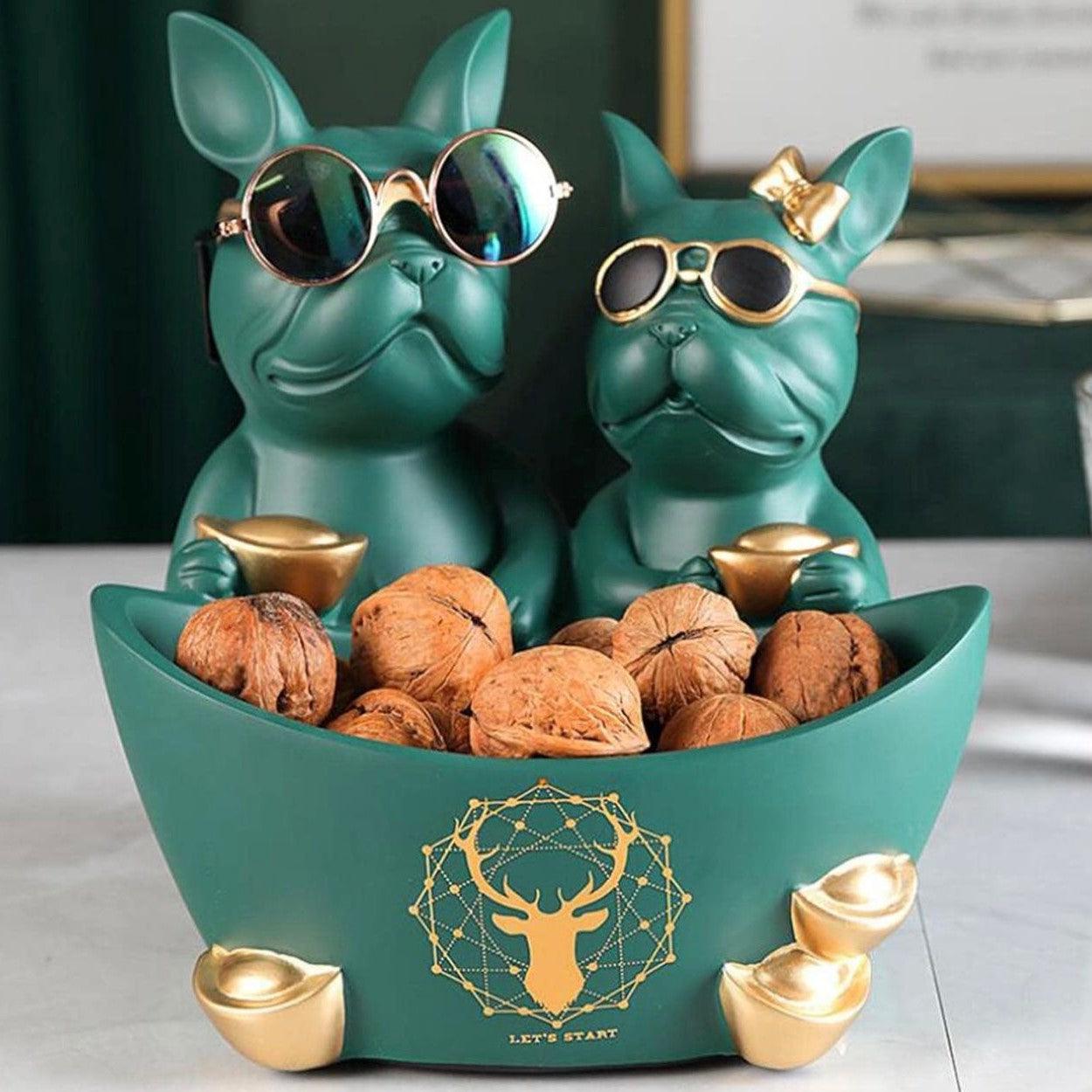 SWISS BULLDOG FRIENDS WITH STORAGE